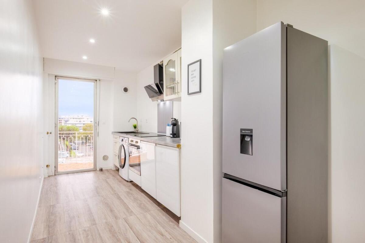 Le Millesime ~ Vue ~ Balcon ~ Parking Apartment Cagnes-sur-Mer Luaran gambar
